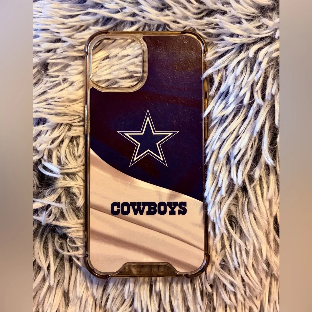Dallas Cowboys iPhone 13 case